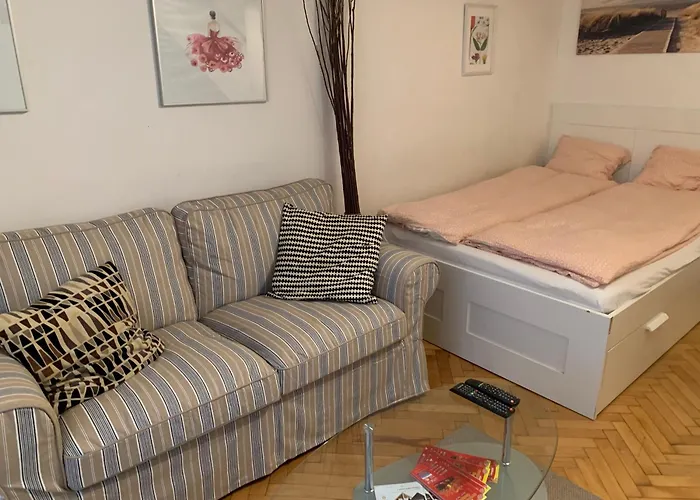New Astoria Apartment